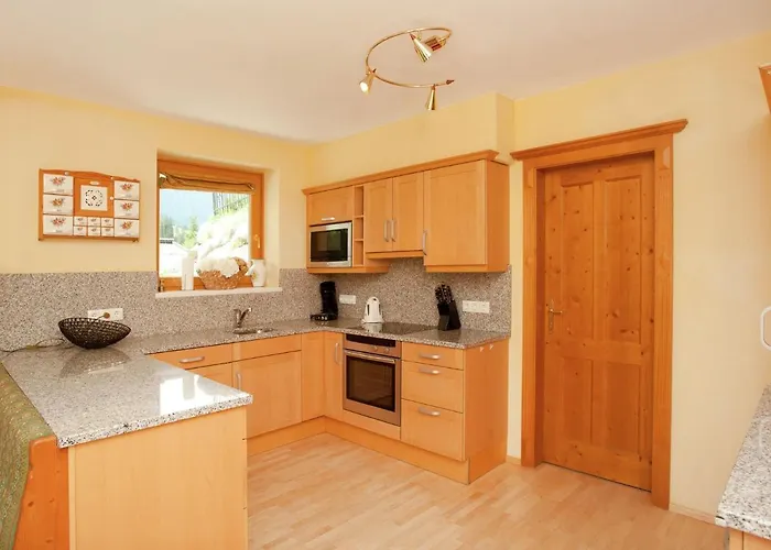 In Near Lift シャレー